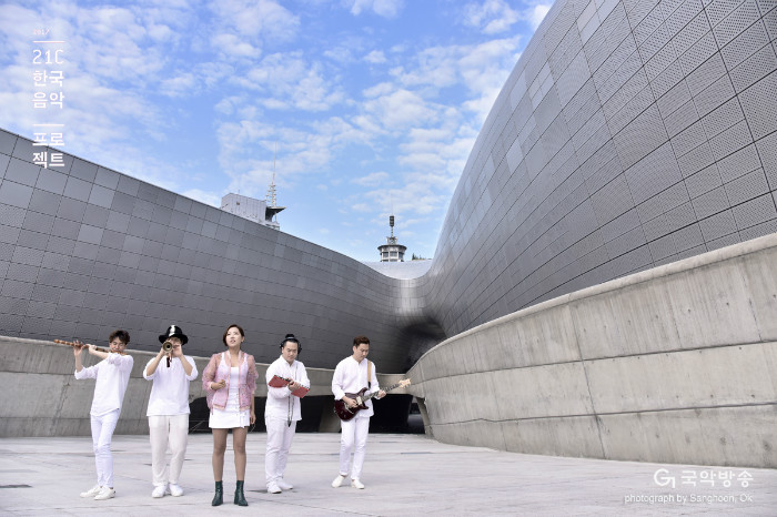 마주X장서윤-3.jpg